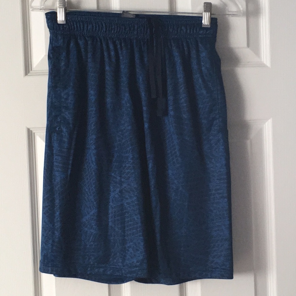 NWOT Champion 9 men’s athletic blue shirt Sz S